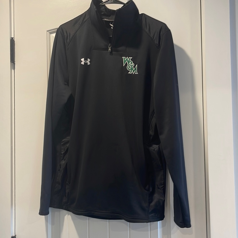 NWT Under Armour William and Mary Pullover